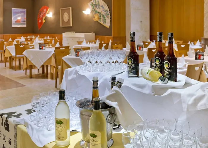 Port Eugeni شقة كامبريلس